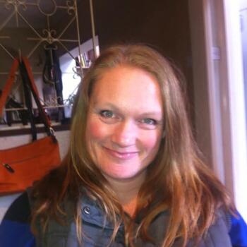Babysitter in Rushden: Clare