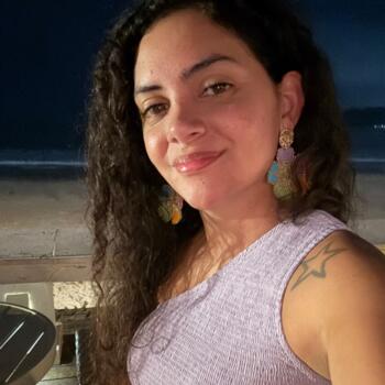 Babysitting job in Miraflores District: Ivonne