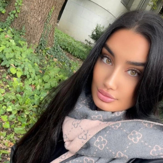 Babysitter in Niederbüren: Laura