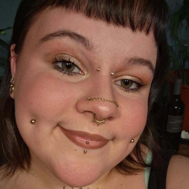 Babysitter in Auzouville-Auberbosc: Marie