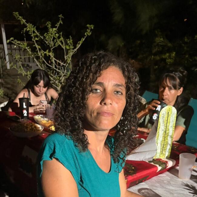 Babysitter in Ciudad de la Costa: Karen