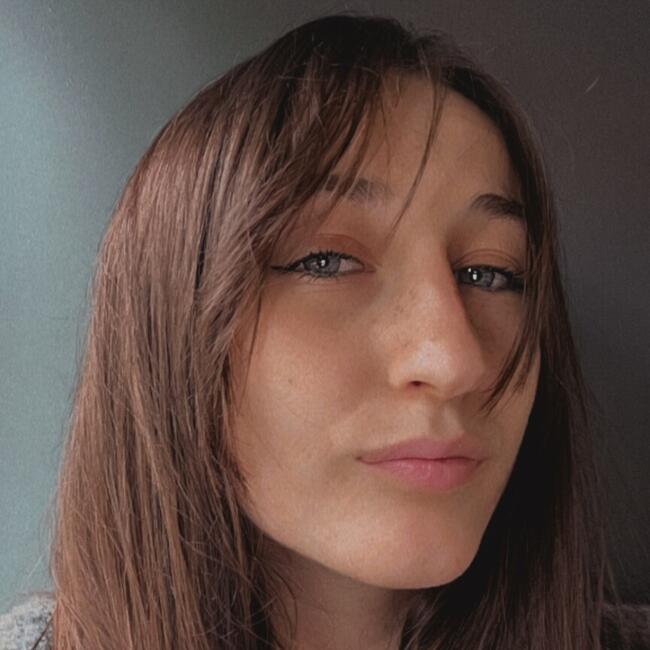 Babysitter in Marche-lez-Écaussinnes: Virgine