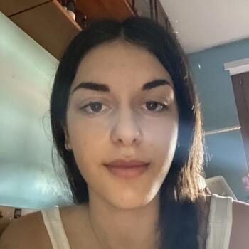 Babysitter Perugia: Angela