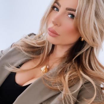 Babysitting job in Royston: babysitting job Hannah