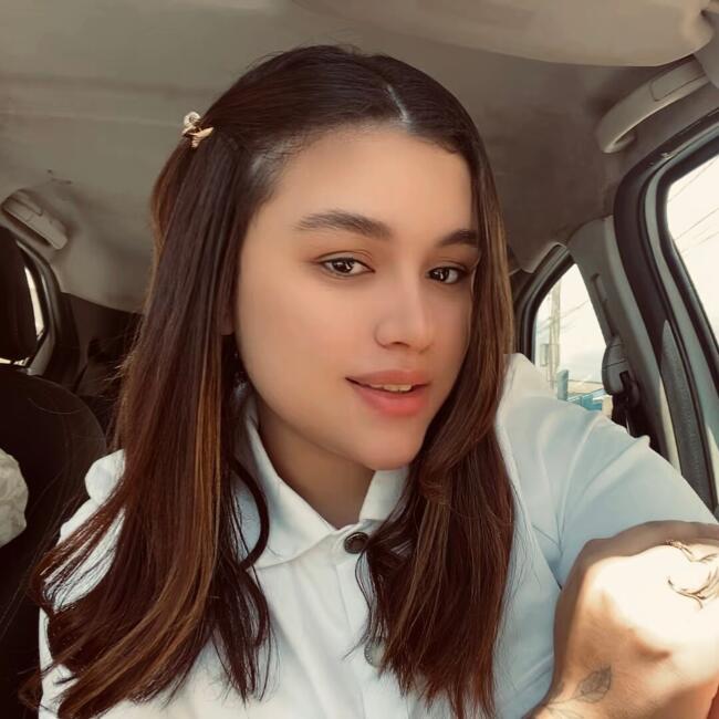 Babysitter in Jatai: Maria