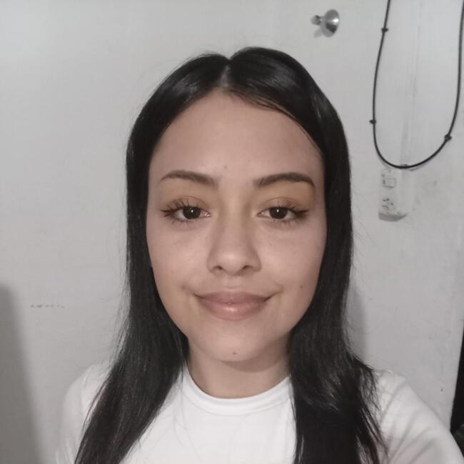 Niñera en San Fernando: Angelina