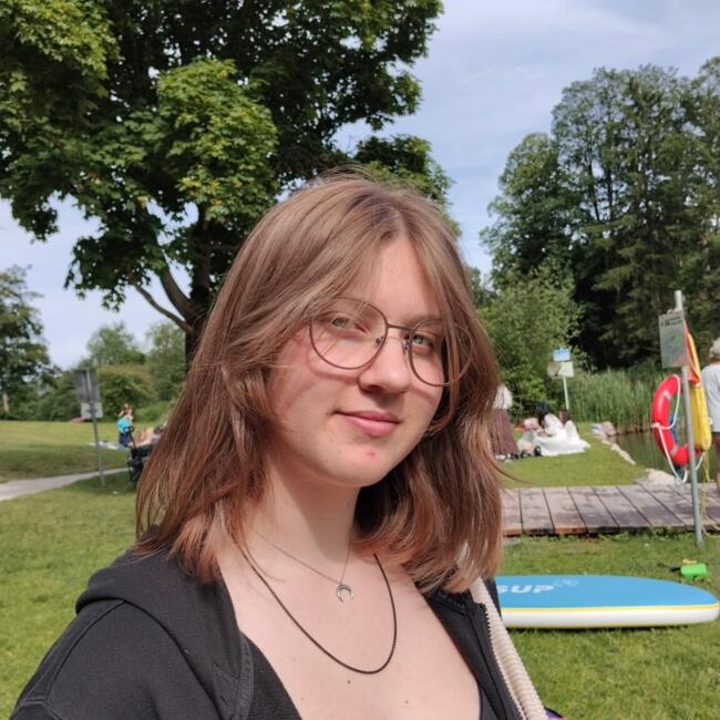Babysitter in Kufstein: Hanna
