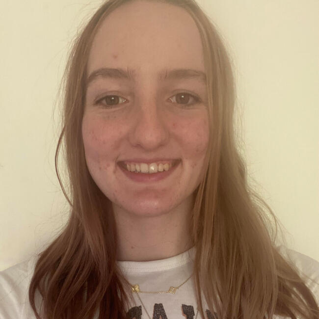 Babysitter in Brisbane: Zoe