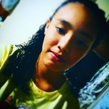Babysitter in Guarapuava: Bianca