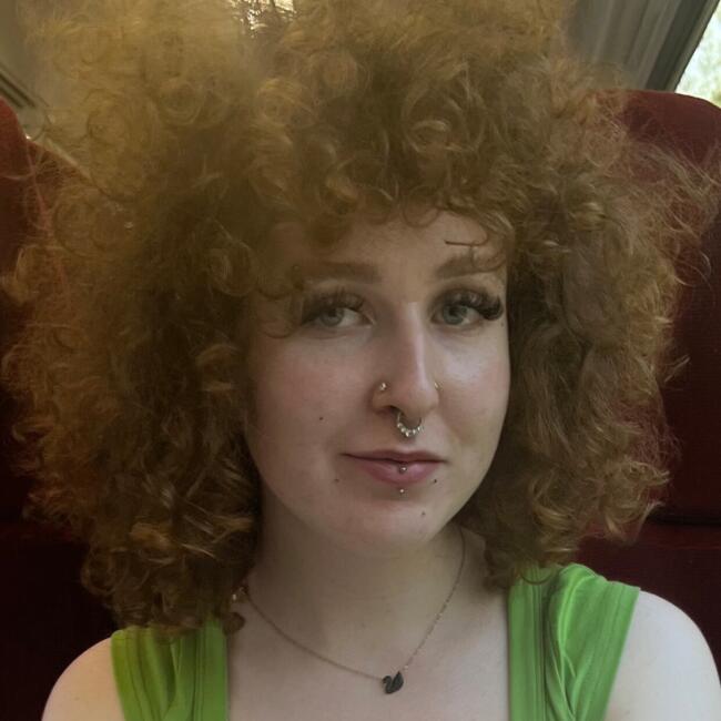 Babysitter in Sheffield: Molly