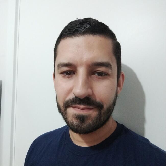 Babysitting job in São Paulo: Daniel