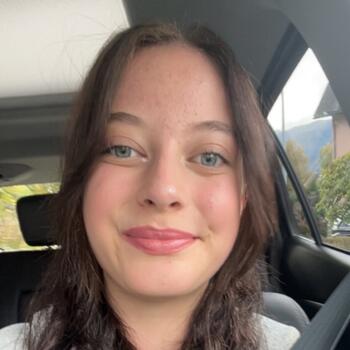 Babysitter in Collombey: Margo