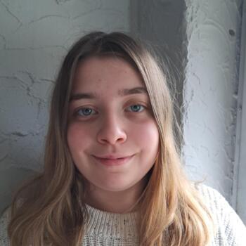 Babysitter in Comblain-au-Pont: Adeline