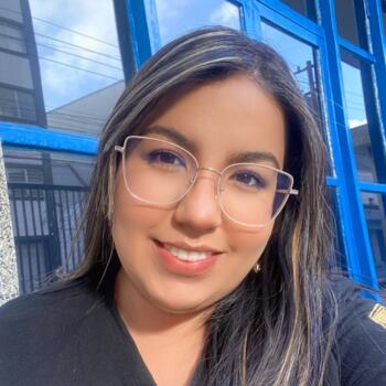 Babysitter in São Paulo: Alessandra