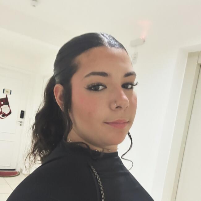 Babysitter in Campinas: Ana