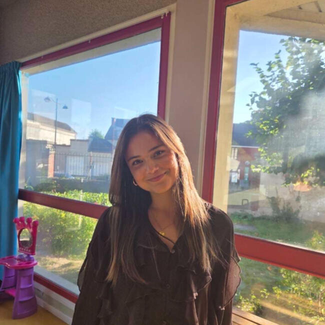 Babysitter in Mutigny: Lena