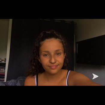 Agence de garde d'enfants Saint-Pierre-en-Faucigny: Anissa