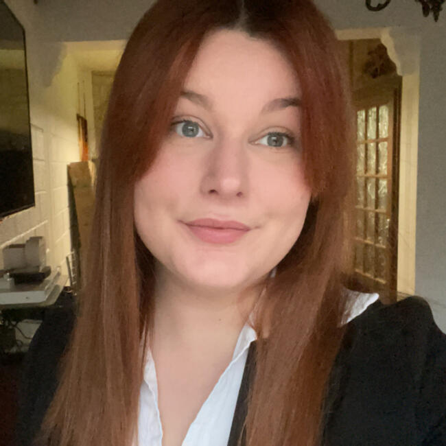 Babysitter in Hénin-Beaumont: Cindy