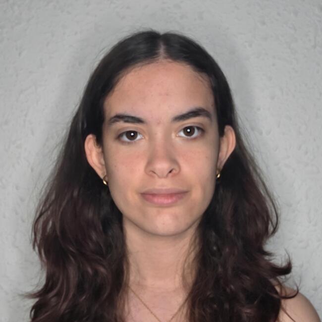 Babysitter in Badalona: Anabel