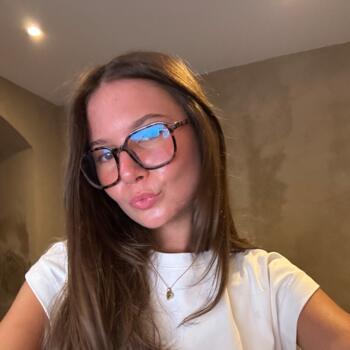 Babysitter in Cannes: Marie