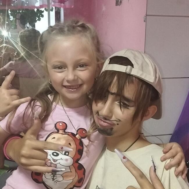 Babysitter in Paskov: Sabca