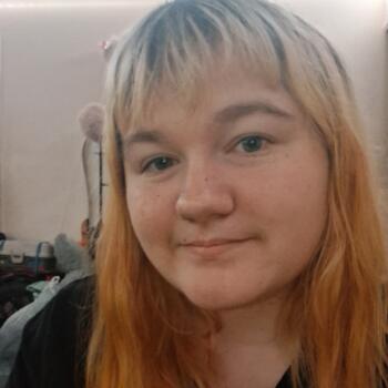 Babysitter East Providence: Lydia