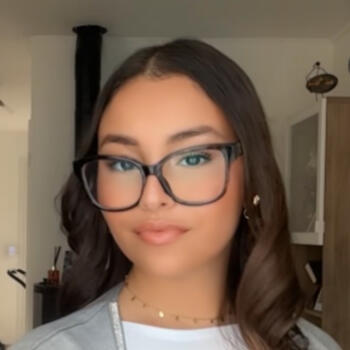 Babysitter in Bondoufle: Dounia