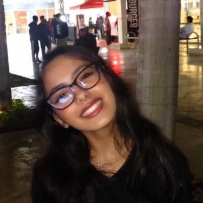 Babysitter in Florence: Mayar