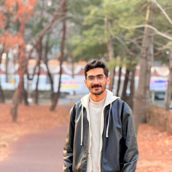 Babysitter in Busan: Yahya