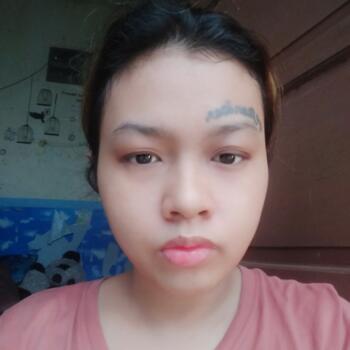 Babysitting job in Jakarta: babysitting job Mama