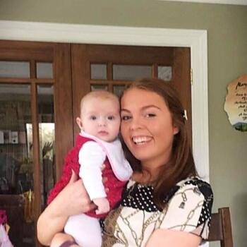 Babysitter in Nelson: Mary