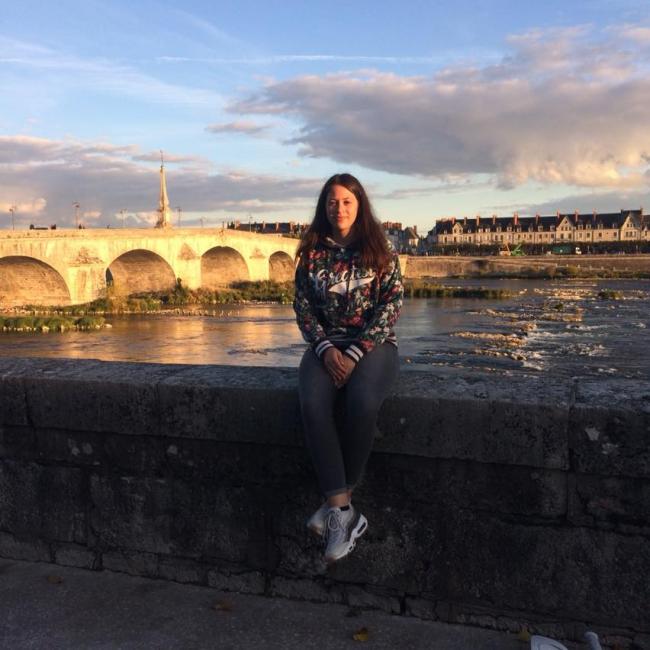 Babysitter in Saint-Médard-en-Jalles: Mélissa