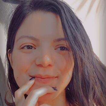 Babá em Jaguariúna: Bruna