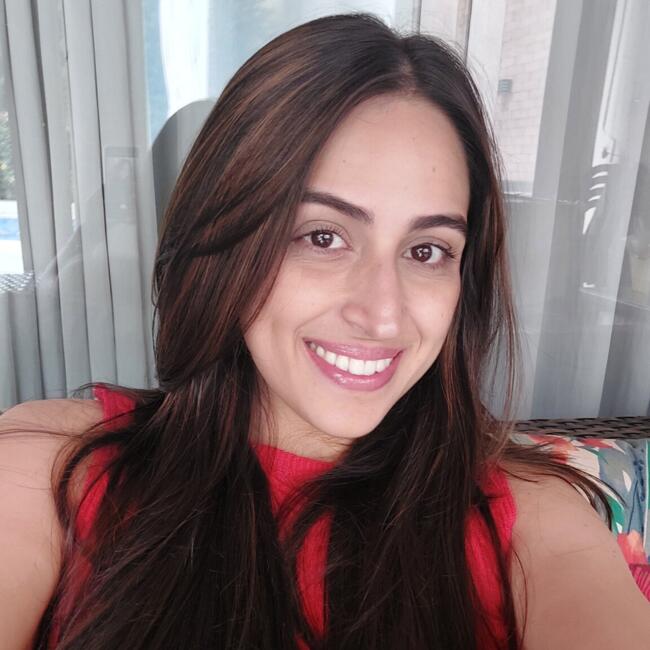 Babá em Campinas: Julia