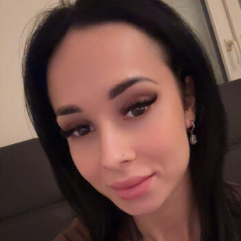 Babysitter in Bad Schallerbach: Virag