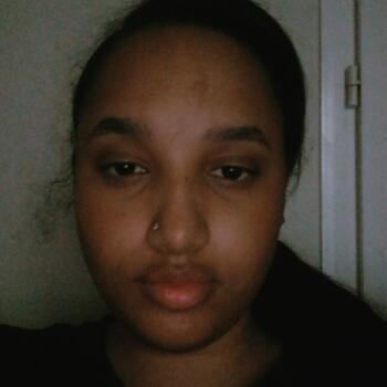 Babysitter in Toulouse: Shayna