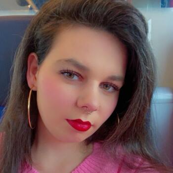 Babysitting job in Rodgau: babysitting job Nadia