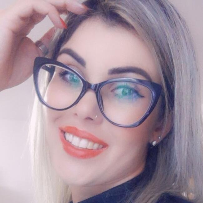 Babá em Atibaia: Simone