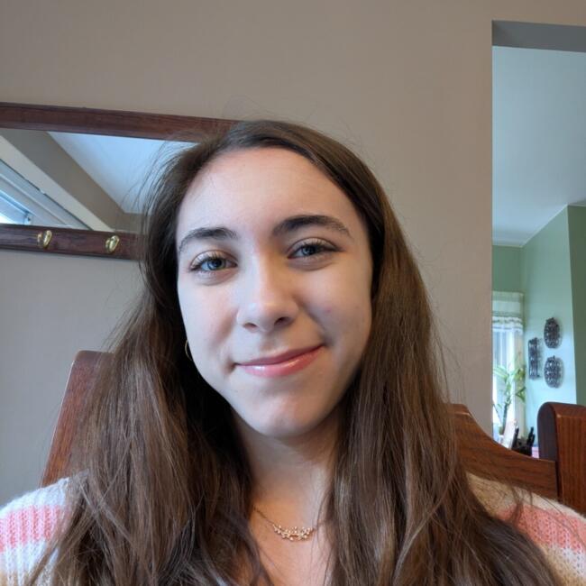 Babysitter in Centreville: Callie