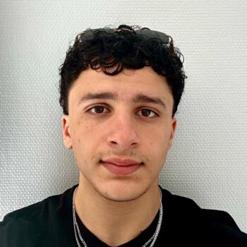Baby-sitter in Dijon: Hilel