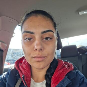 Babysitting job in Etobicoke: babysitting job Daniela