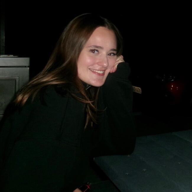 Babysitter in Lasne: Axelle