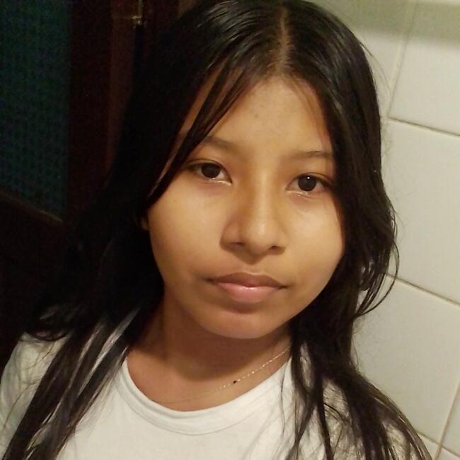 Babysitter in Santa Cruz: Genesis Lizeth