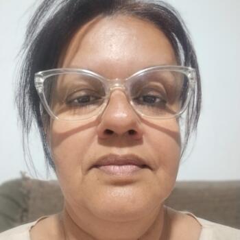 Babysitter in Caraguatatuba: Adriana