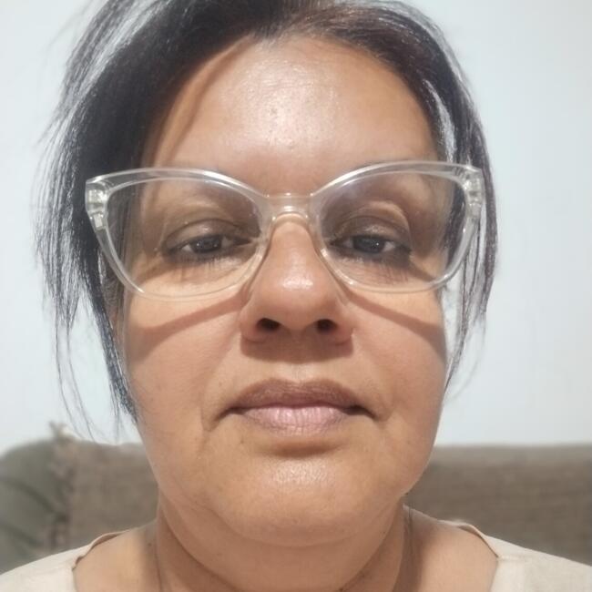 Babysitter in Caraguatatuba: Adriana