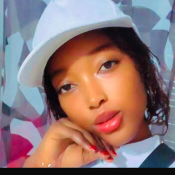 Babysitter in Nice: Mbene