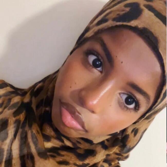 Babysitter in Milton Keynes: Fowsia