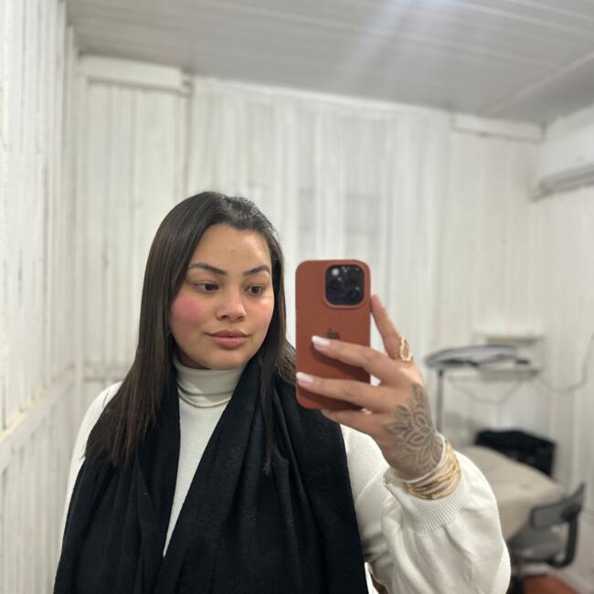 Babá em Palhoça: Luísa
