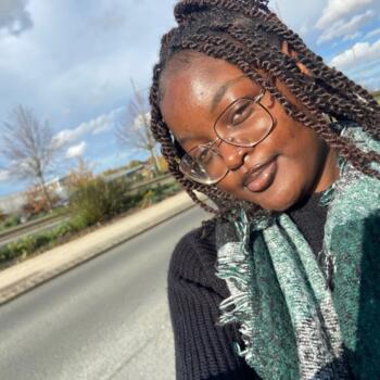 Babysitter in Poitiers: Arprude