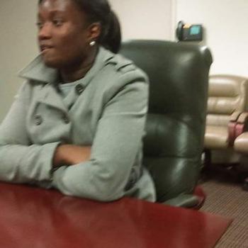 Babysitter Phenix City: Lakisha
